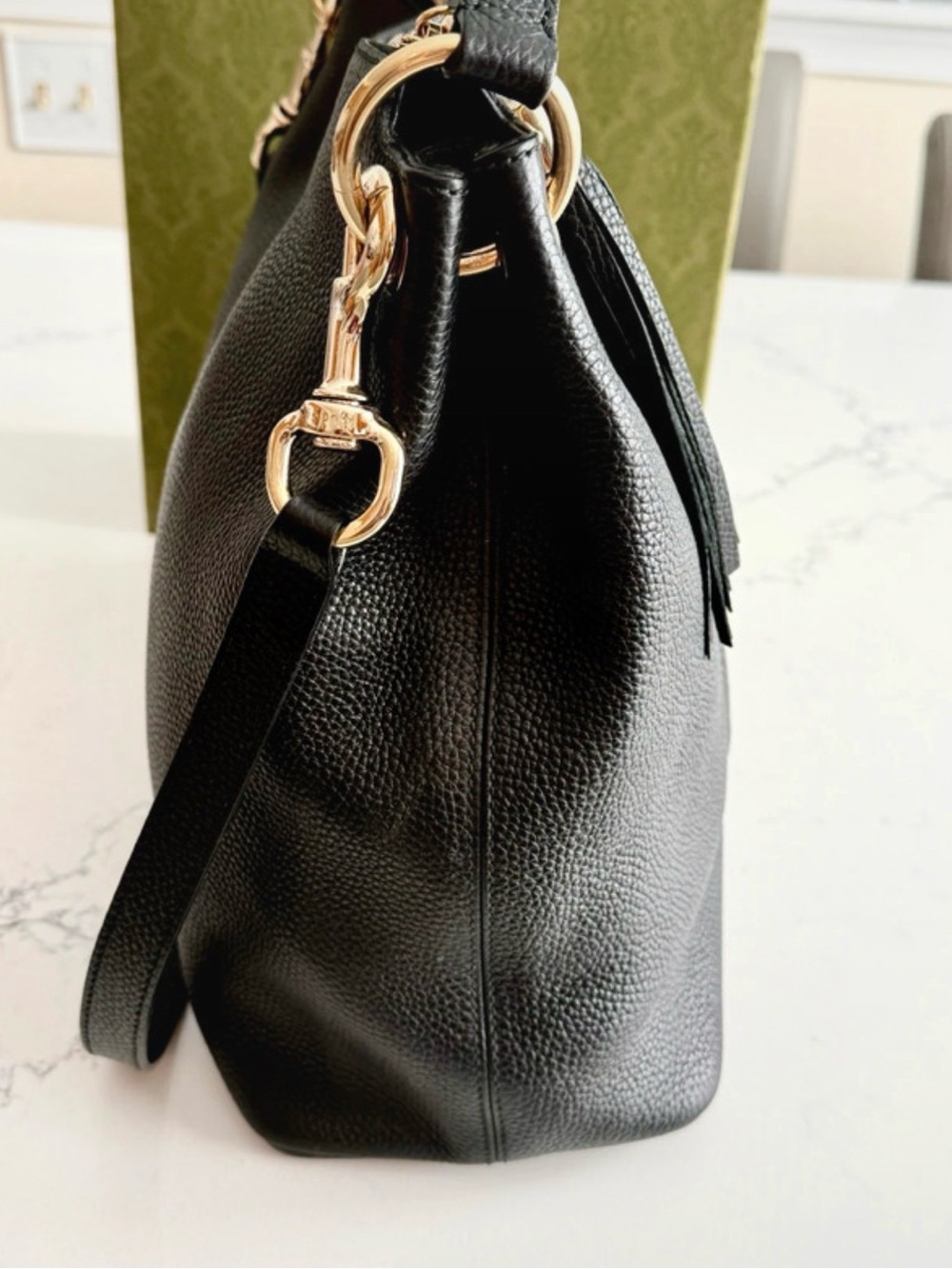 Gucci Black Soho Leather Shoulder Bag with Tassel - Picture 10 of 16